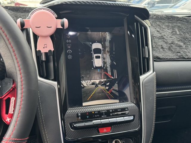Luxgen U6 GT  第8張相片
