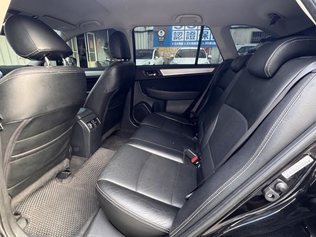 Subaru Outback  第7張相片