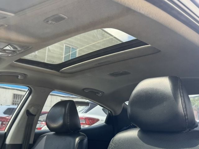 Hyundai Elantra  第3張相片