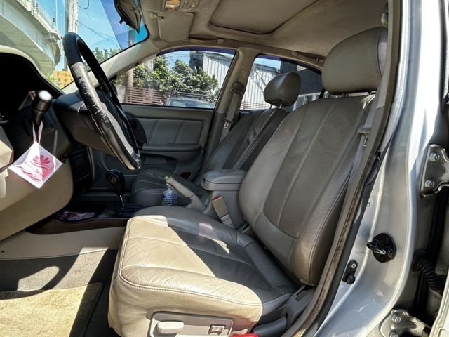 2002 ELANTRA 銀  第2張相片