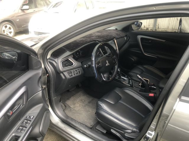 MITSUBISHI三菱 LANCER  第12張相片