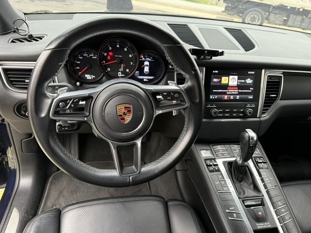 PORSCHE保時捷 MACAN  第5張相片