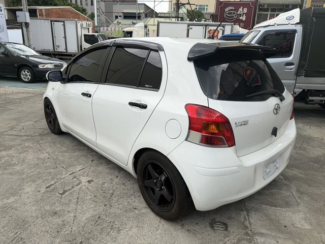 TOYOTA豐田 YARIS  第2張相片