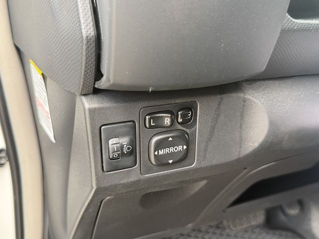 TOYOTA豐田 YARIS  第4張相片