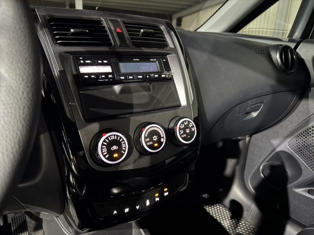 MITSUBISHI三菱 COLT PLUS  第7張相片