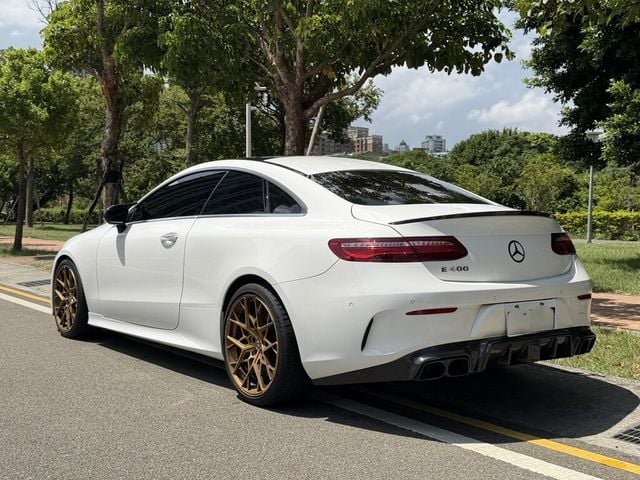 M-BENZ賓士 E400  第2張相片