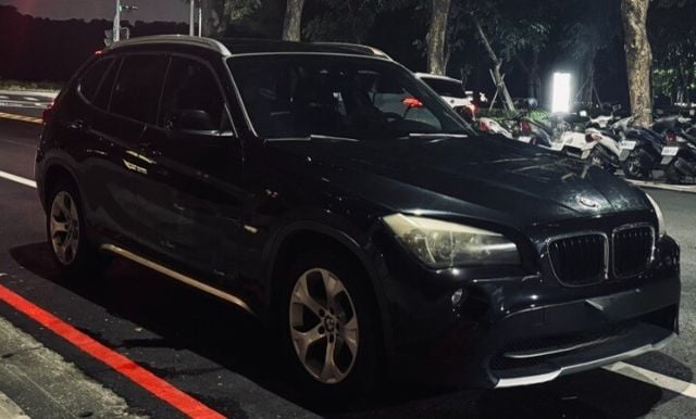 BMW寶馬 X1  第1張相片