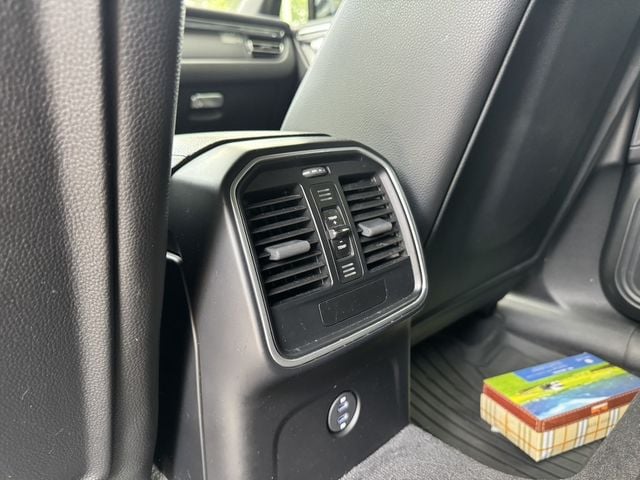PORSCHE保時捷 MACAN  第14張相片