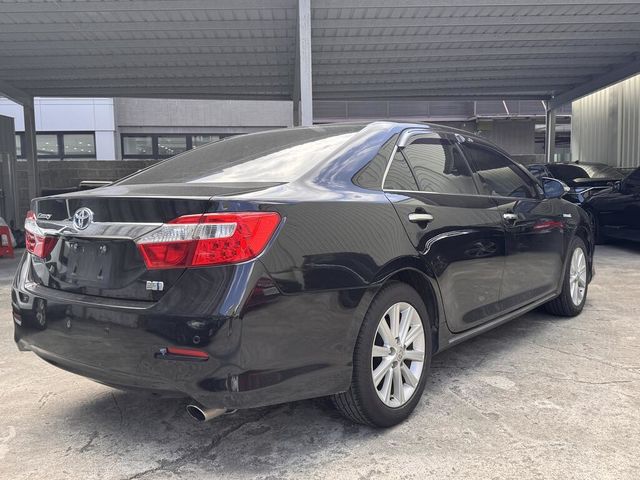 TOYOTA豐田 CAMRY  第2張相片