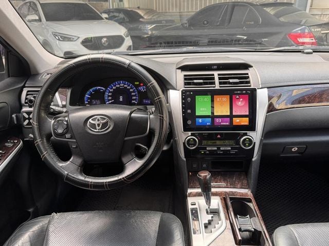 TOYOTA豐田 CAMRY  第10張相片