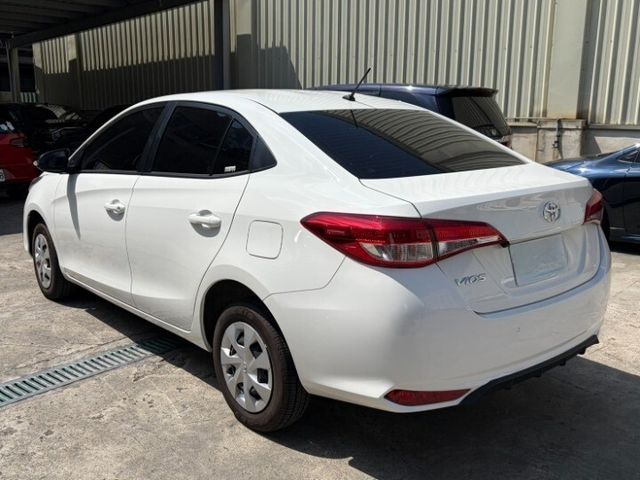 TOYOTA豐田 VIOS  第2張相片
