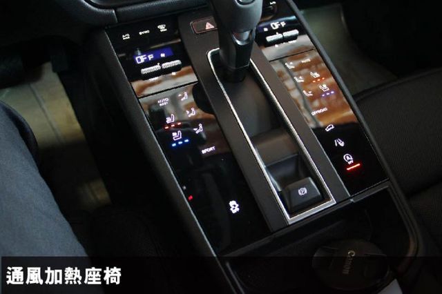 市場唯一一台⭕正2026年出廠全新車⭕新車無法選配ACC⭕BOSE音響⭕百萬選配近百萬價差⭕通風椅⭕全景⭕車道維持  第10張相片