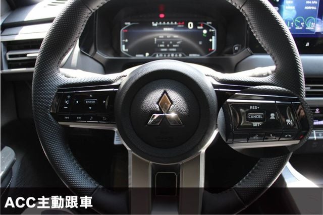 ⭕最高階⭕狂享版⭕保證實車實價⭕稀有小休旅✅YAMAHA高階音✅足踢式電動尾門✅駕駛模式切換✅倒車雷達✅盲區偵測⭕可全貸  第9張相片