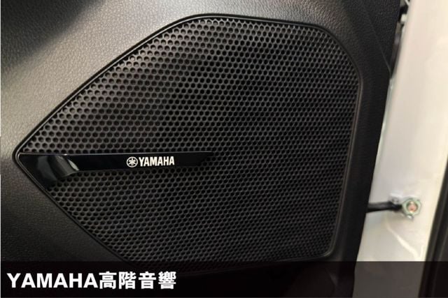 ⭕最高階⭕狂享版⭕保證實車實價⭕稀有小休旅✅YAMAHA高階音✅足踢式電動尾門✅駕駛模式切換✅倒車雷達✅盲區偵測⭕可全貸  第18張相片