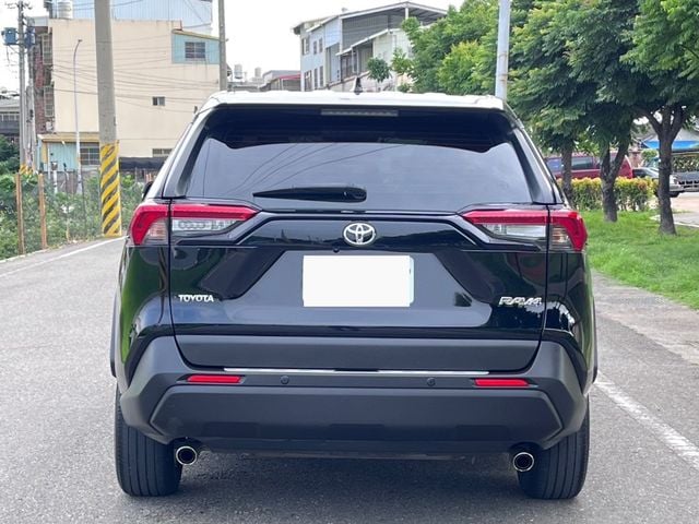 TOYOTA豐田 RAV4  第6張相片