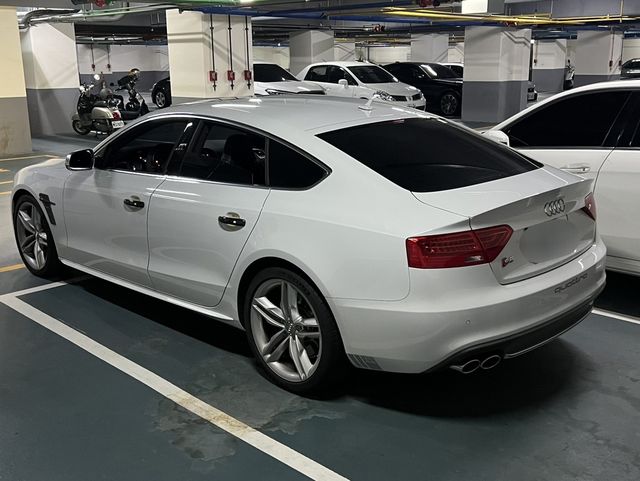 AUDI奧迪 S5  第3張相片
