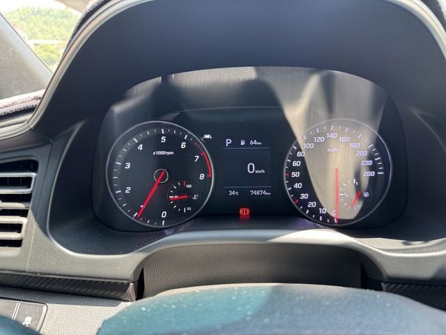HYUNDAI現代 ELANTRA  第7張相片