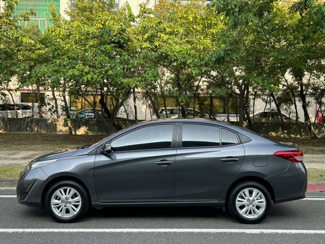 經濟代步車首選/雙安/倒車顯影/皮椅/電動收折照後鏡/可全額貸款  第4張相片