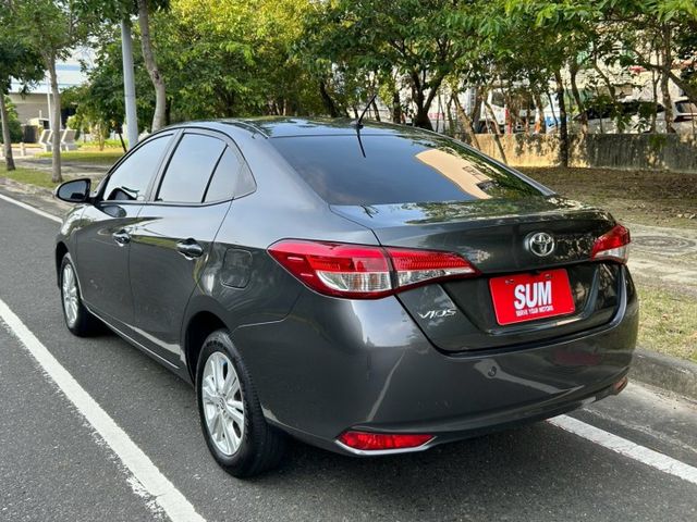 經濟代步車首選/雙安/倒車顯影/皮椅/電動收折照後鏡/可全額貸款  第7張相片
