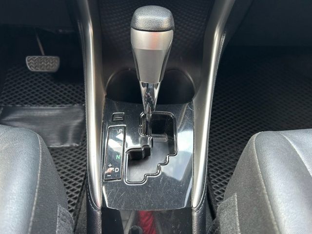 經濟代步車首選/雙安/倒車顯影/皮椅/電動收折照後鏡/可全額貸款  第13張相片