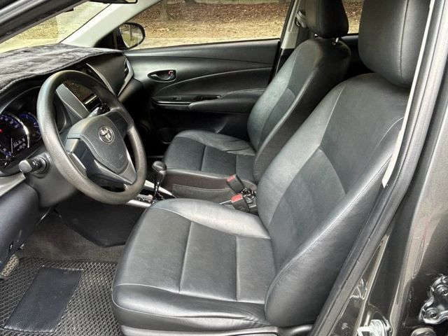 經濟代步車首選/雙安/倒車顯影/皮椅/電動收折照後鏡/可全額貸款  第16張相片