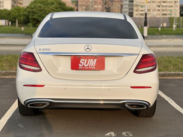 2017年M.BENZ W213 E200總代理 僅跑8萬公里 / 原版件 / 盲點  第4張相片