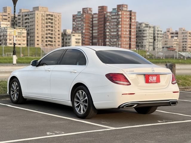 2017年M.BENZ W213 E200總代理 僅跑8萬公里 / 原版件 / 盲點  第6張相片