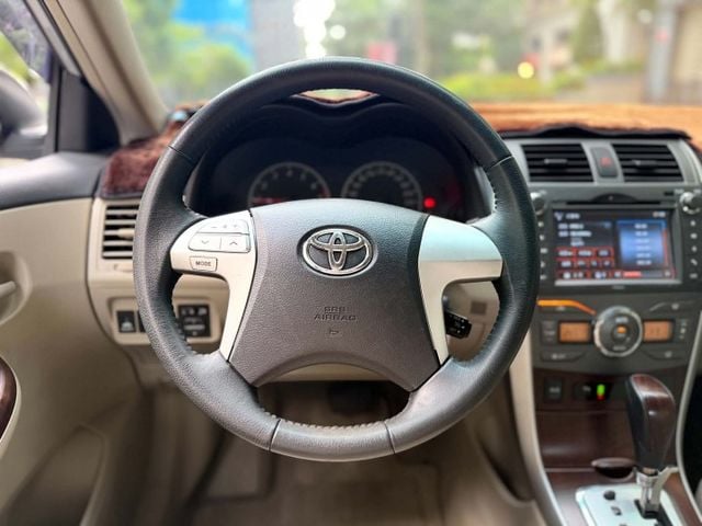 2011年TOYOTA 1.8 ALTIS 僅跑11.7萬公里 / 原版件 / 恆溫 / 代步車  第9張相片