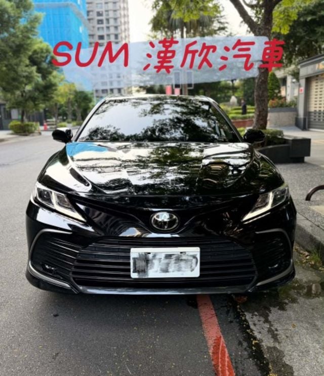 2021年TOYOTA 2.0 CAMRY 尊爵版 僅跑5萬公里 / 原版件 / I-KEY / 跟車 / 雙電動椅  第2張相片