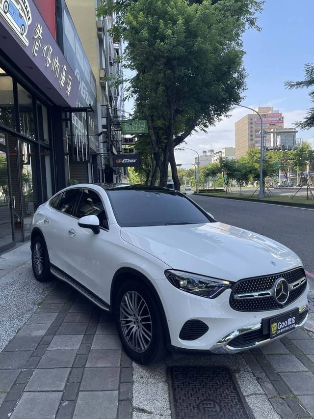 M-BENZ賓士 GLC300  第1張相片