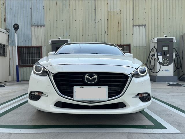 MAZDA馬自達 MAZDA 3  第8張相片