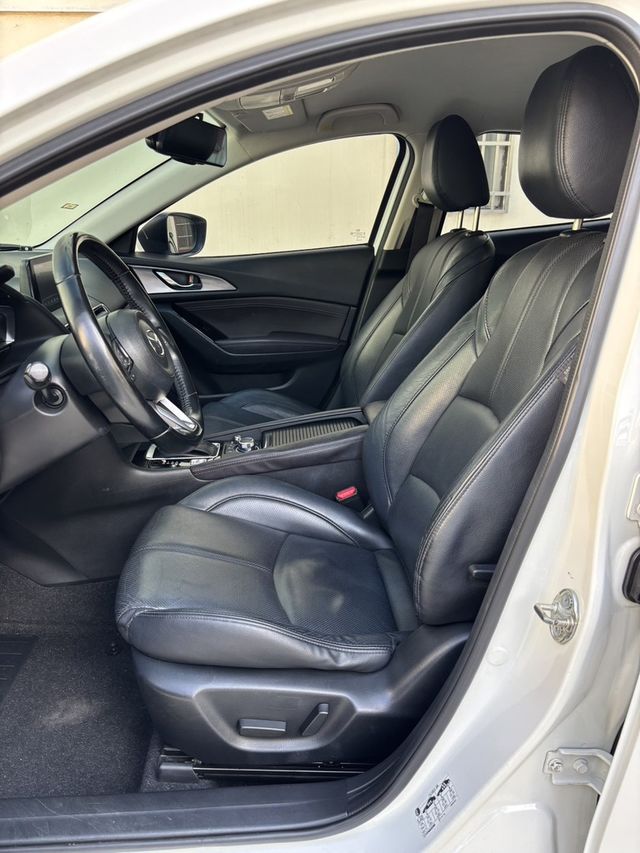 MAZDA馬自達 MAZDA 3  第9張相片