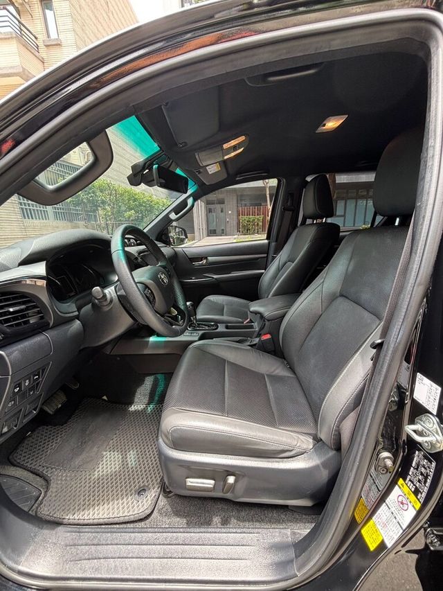 TOYOTA豐田 HILUX  第6張相片