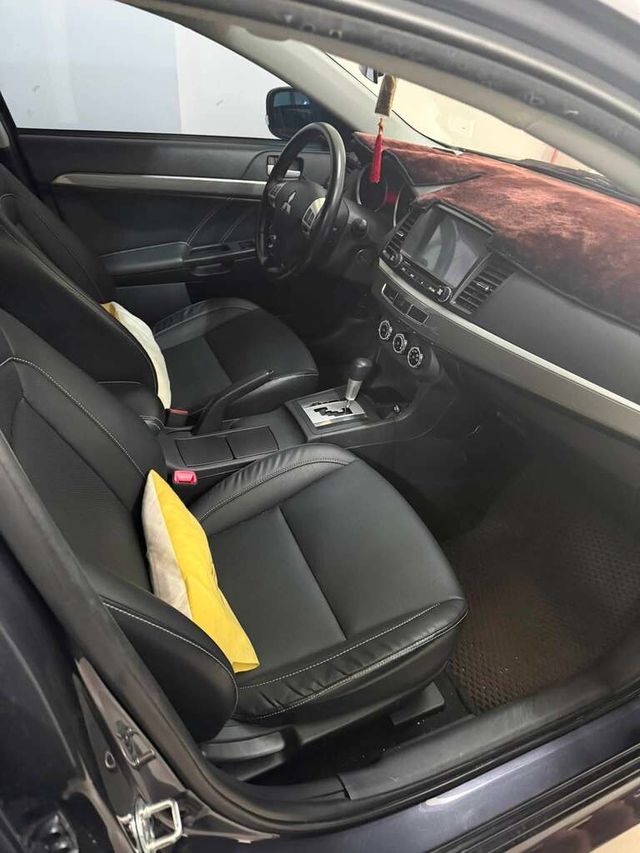 MITSUBISHI三菱 LANCER FORTIS  第3張相片