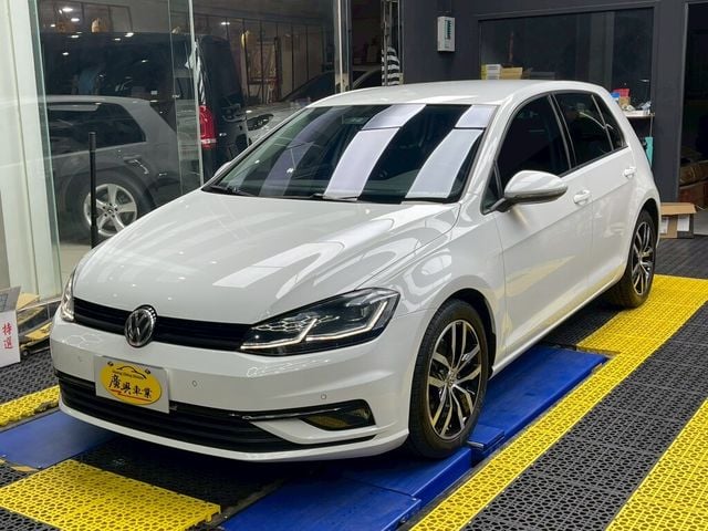 VOLKSWAGEN福斯 GOLF  第1張相片