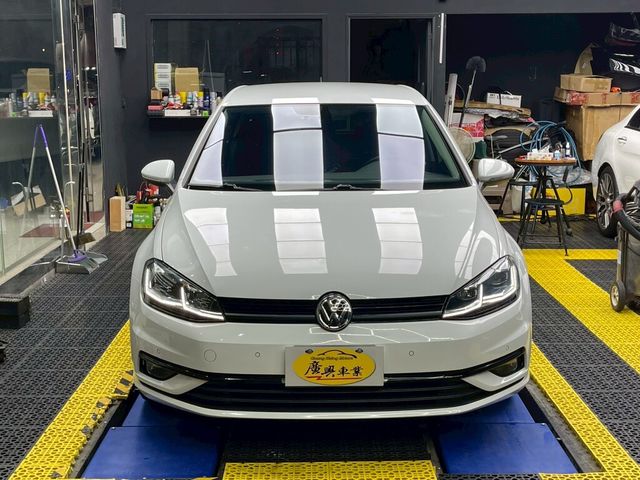 VOLKSWAGEN福斯 GOLF  第3張相片