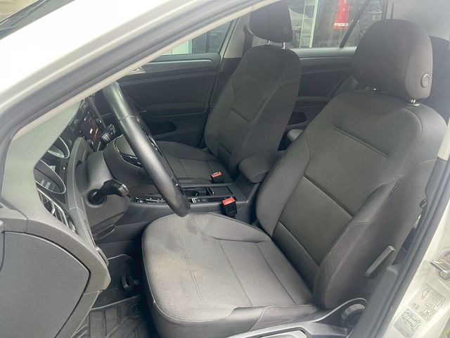 VOLKSWAGEN福斯 GOLF  第10張相片