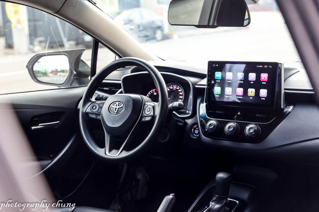 TOYOTA豐田 ALTIS  第9張相片