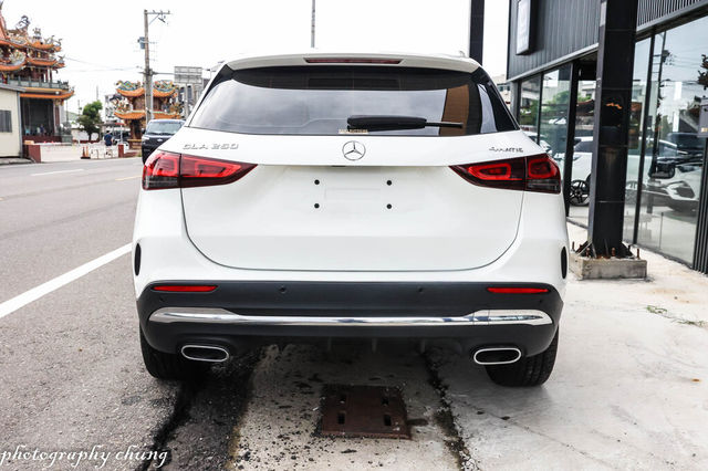 M-BENZ賓士 GLA250  第7張相片