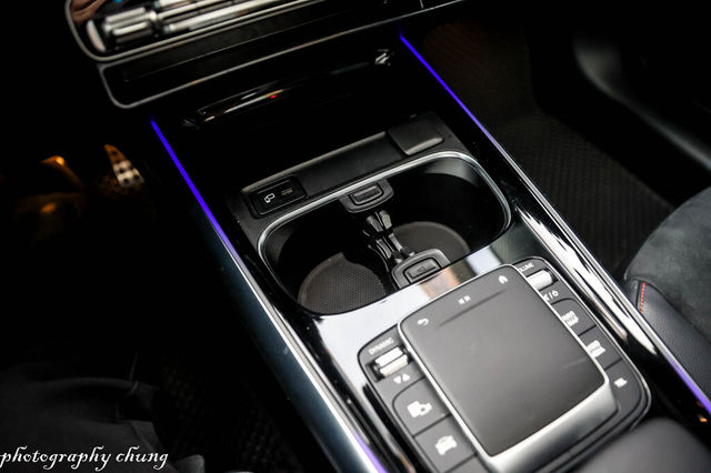 M-BENZ賓士 GLA250  第20張相片
