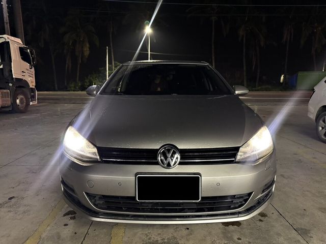 VOLKSWAGEN福斯 GOLF  第2張相片