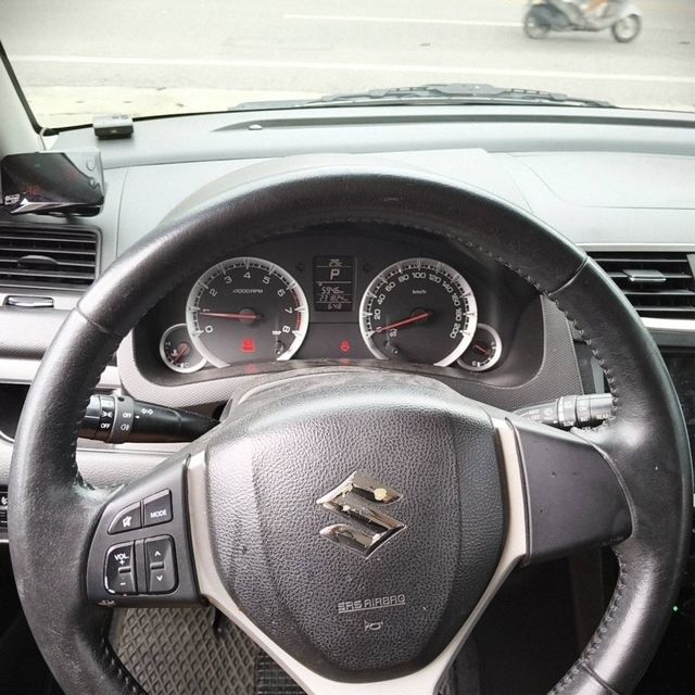 SUZUKI鈴木 SWIFT  第4張相片