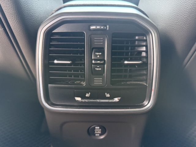 PORSCHE保時捷 MACAN  第18張相片