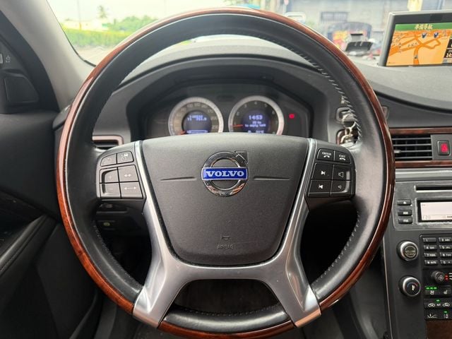 VOLVO富豪 S80  第10張相片