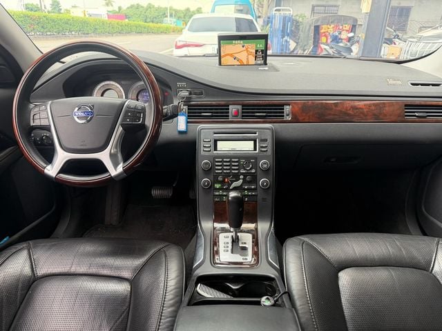 VOLVO富豪 S80  第16張相片