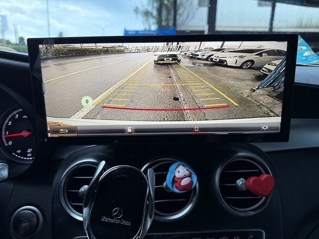 M-BENZ賓士 GLC300  第7張相片