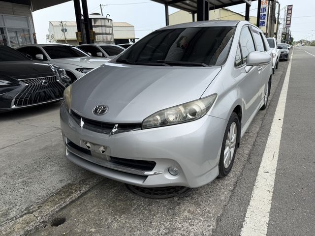 TOYOTA豐田 WISH  第3張相片