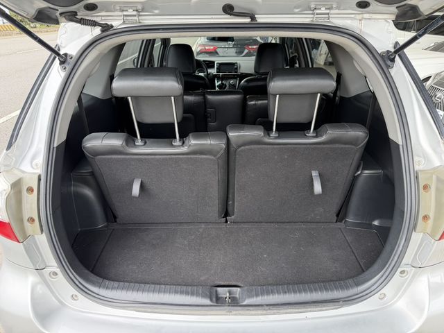 TOYOTA豐田 WISH  第5張相片