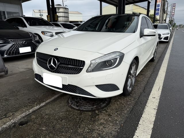M-BENZ賓士 A200  第2張相片