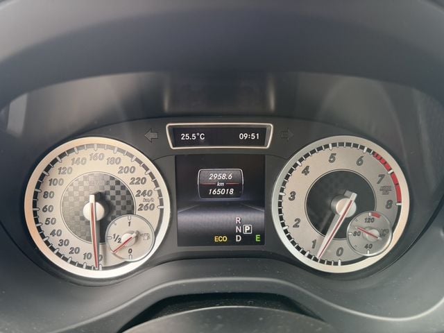 M-BENZ賓士 A200  第7張相片